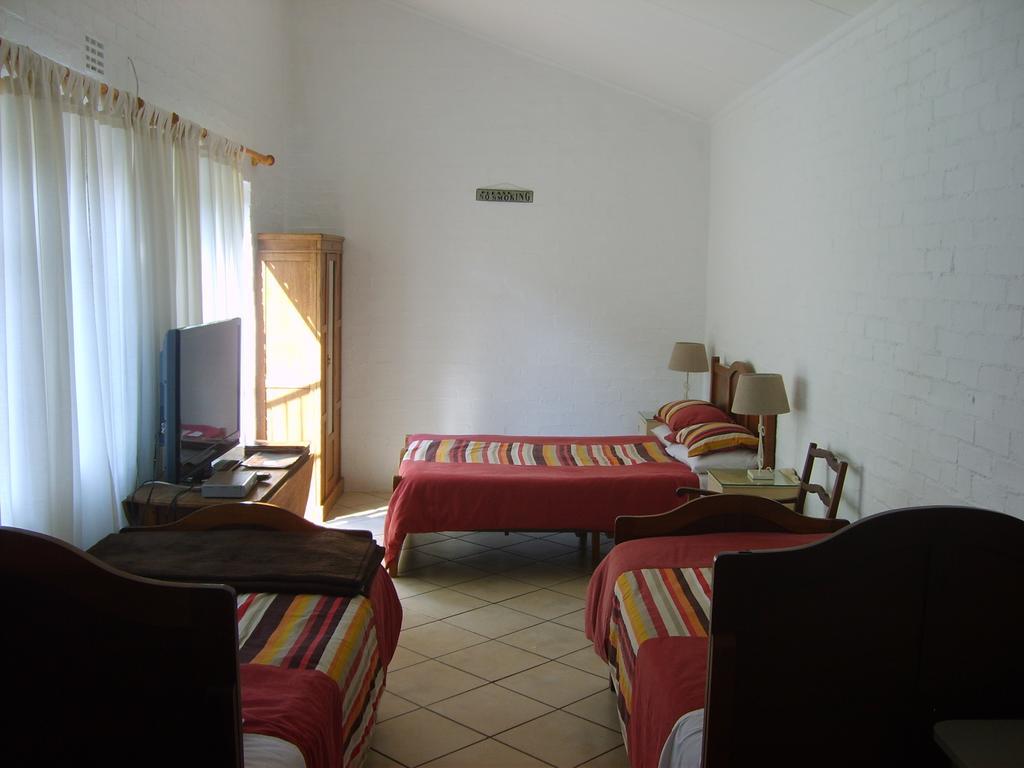 52 Bracelet Hotel Mbombela Bagian luar foto